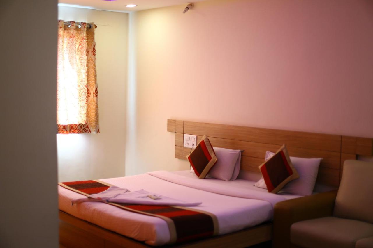 Hotel Fortune City Bangalore Exterior foto